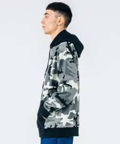CAMO PULLOVER HOODED SWEAT