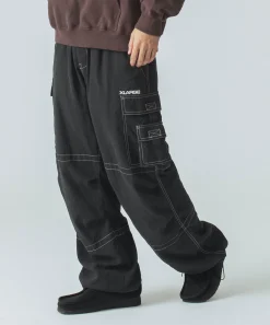 CONTRAST STITCH CARGO PANTS