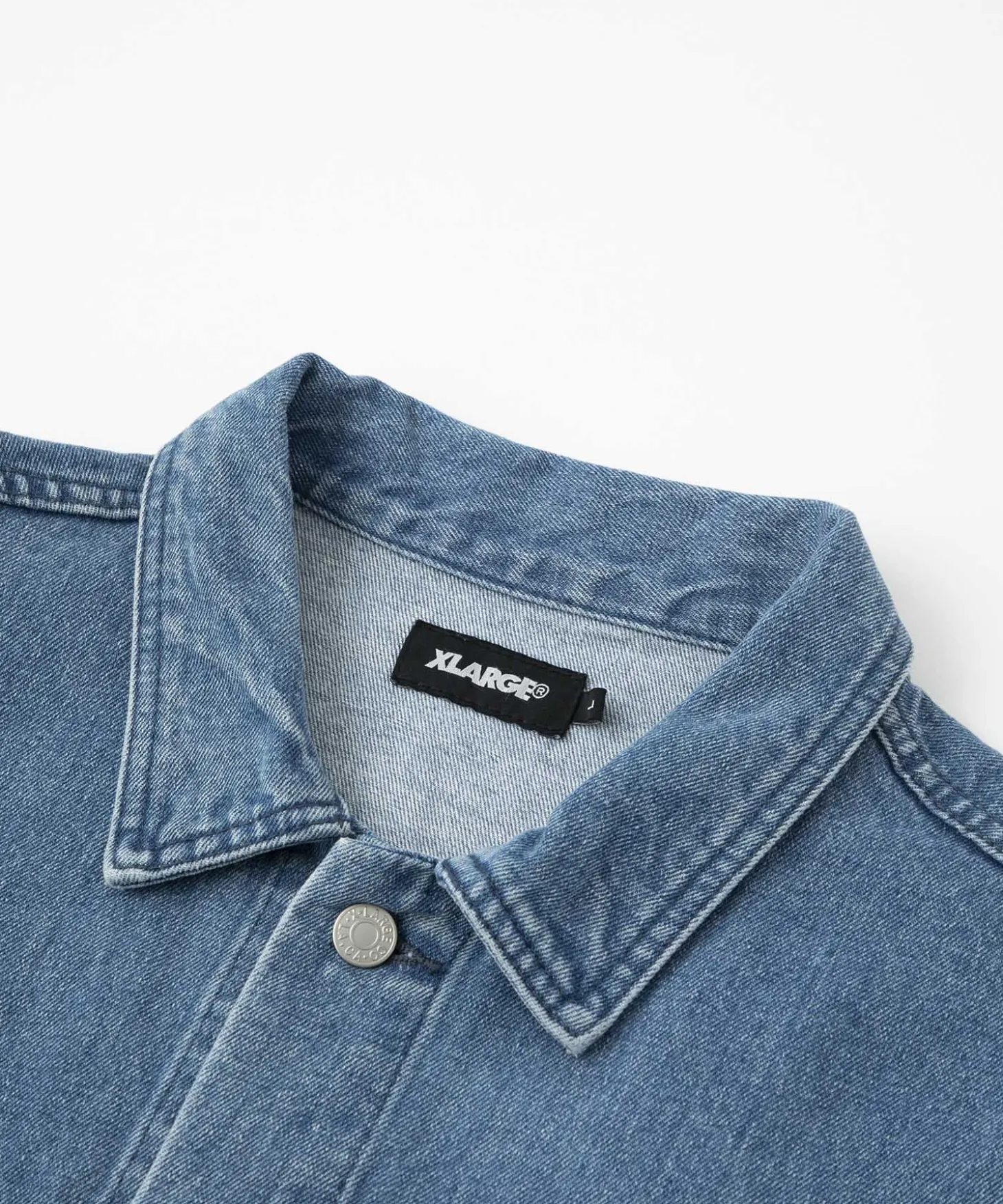 DENIM TRUCKER JACKET