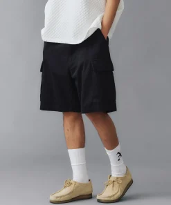 EMBROIDERED LOGO CARGO SHORT PANTS