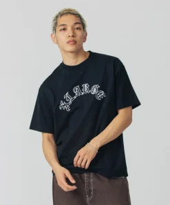 OLD ENGLISH S/S TEE