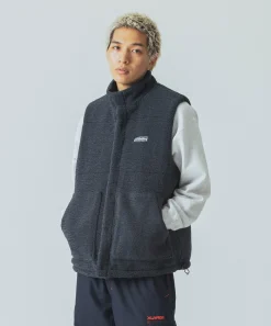 REVERSIBLE VEST