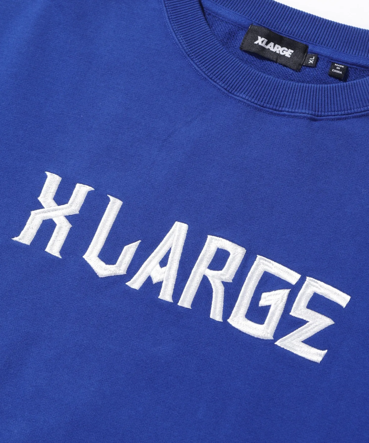 XLARGE x MR.CARTOON CREWNECK SWEAT SHIRT