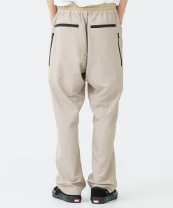 ZIPPED EASY PANTS